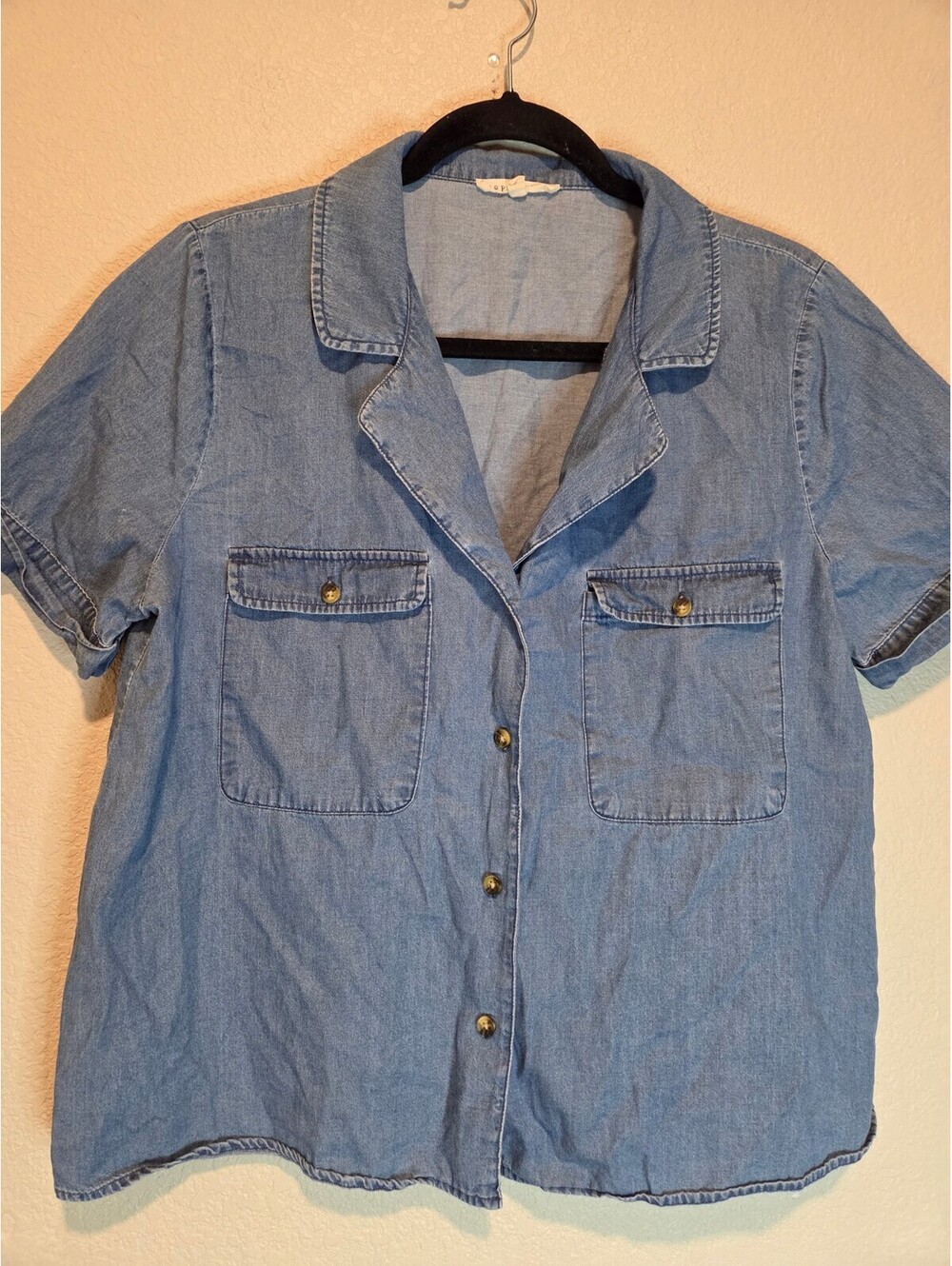 Copper Key Light Blue Denim Short Sleeve Button-Up Shirt Large